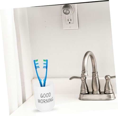 Elegant bathroom organizer