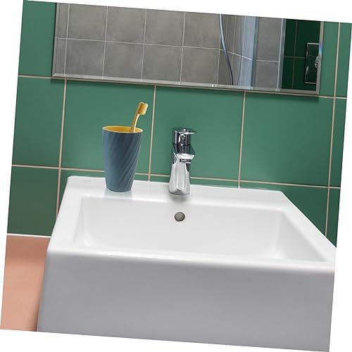 Reusable Plastic Toothbrush Tumbler