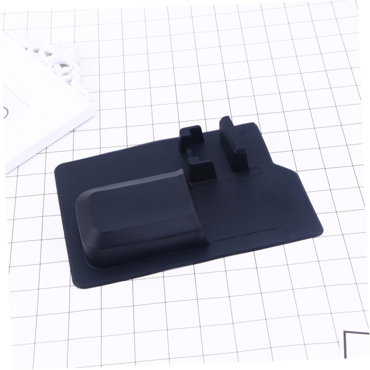 HOLIDYOYO Suction Wall-Mounted Toothbrush Holder