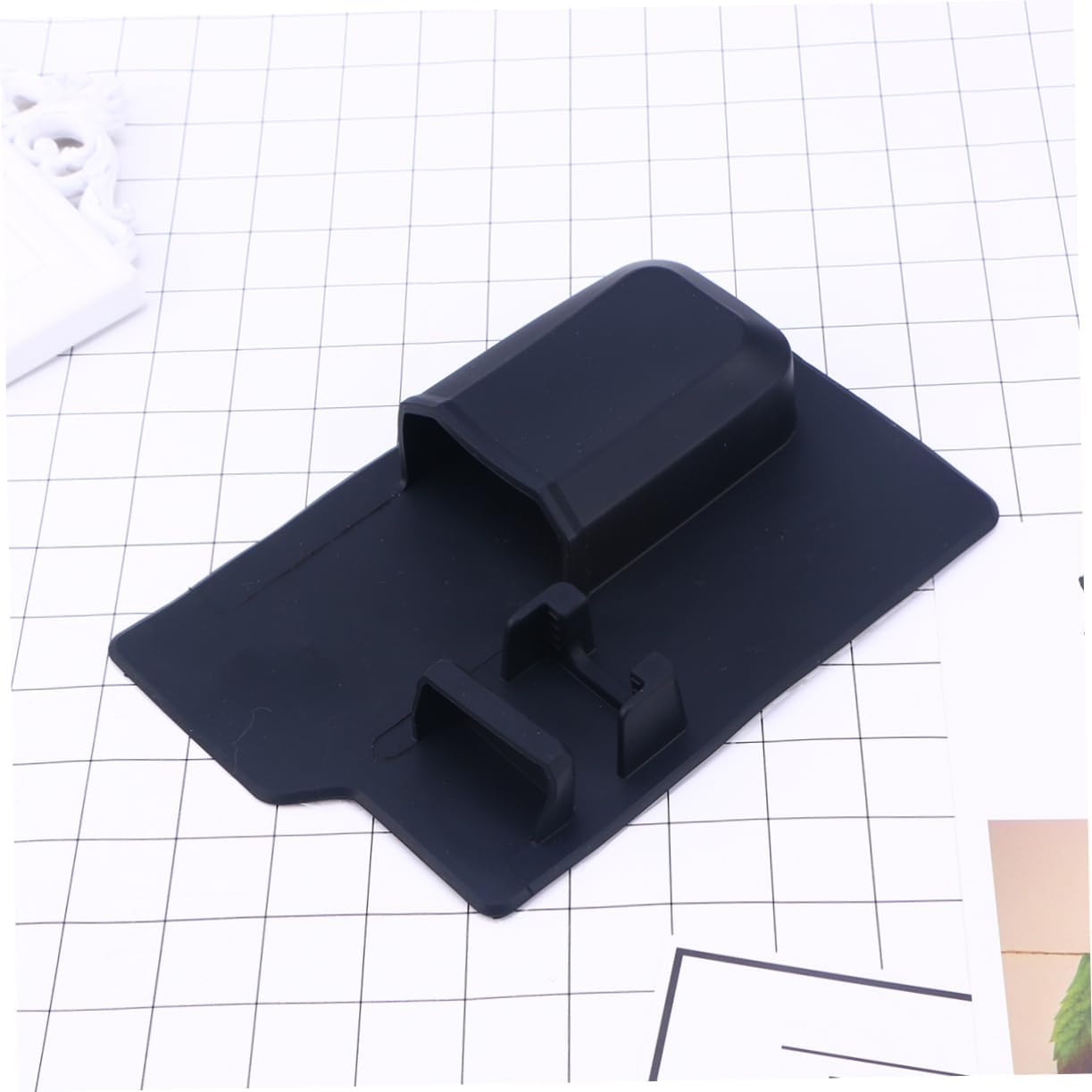 HOLIDYOYO Suction Wall-Mounted Toothbrush Holder