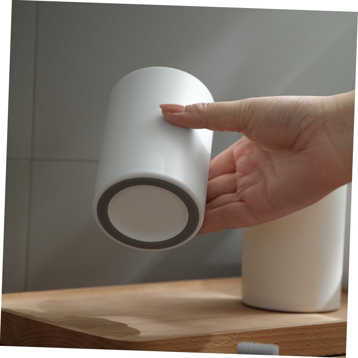 Reusable Plastic Toothbrush Holder Bathroom Design