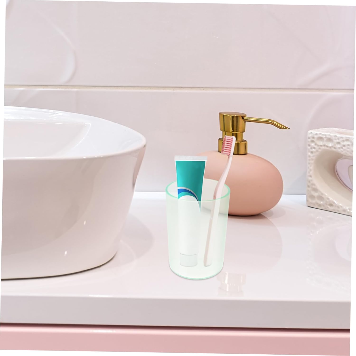 Stylish Portable Transparent Toothbrush Cup