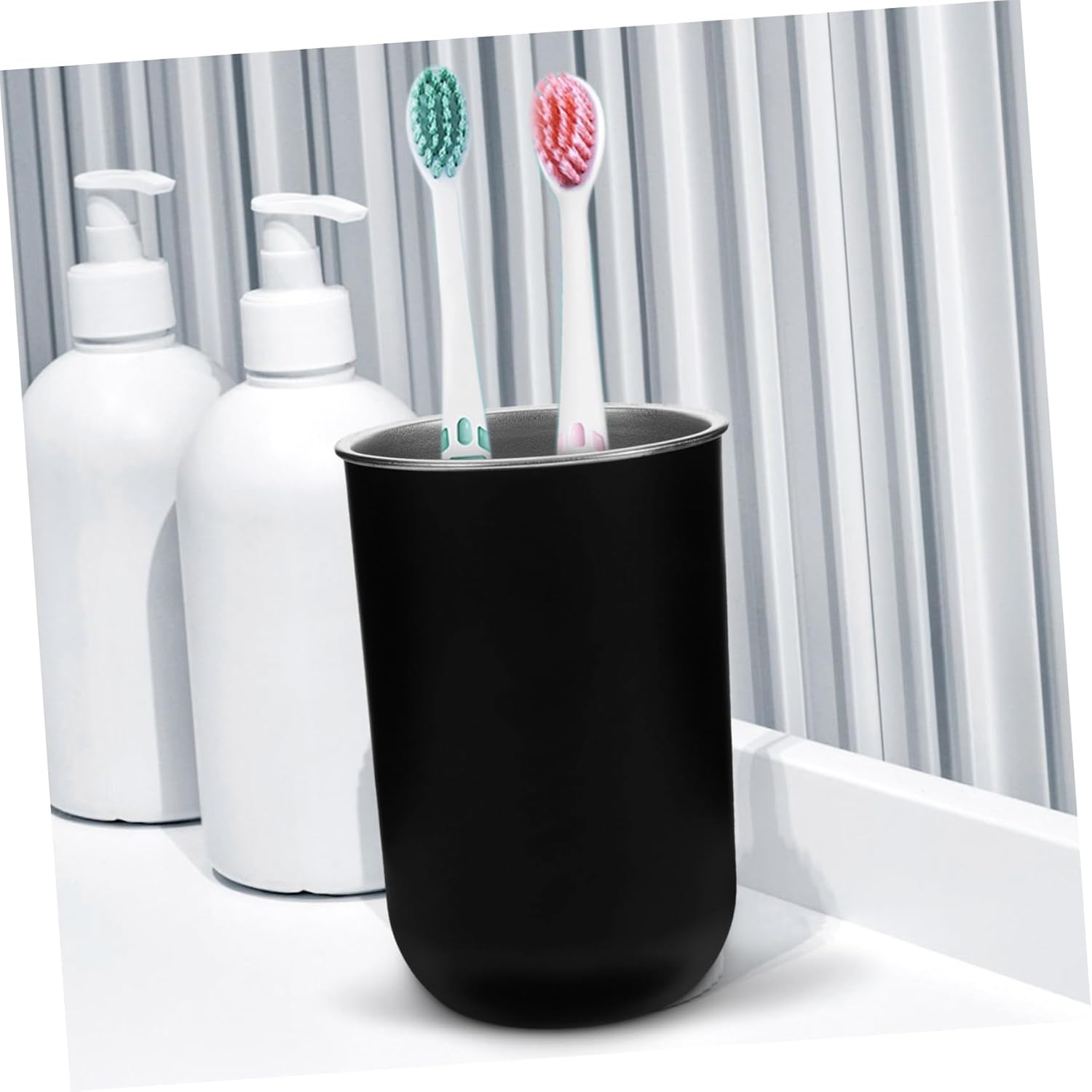 Sturdy Travel mouthwash holderfor adults and children