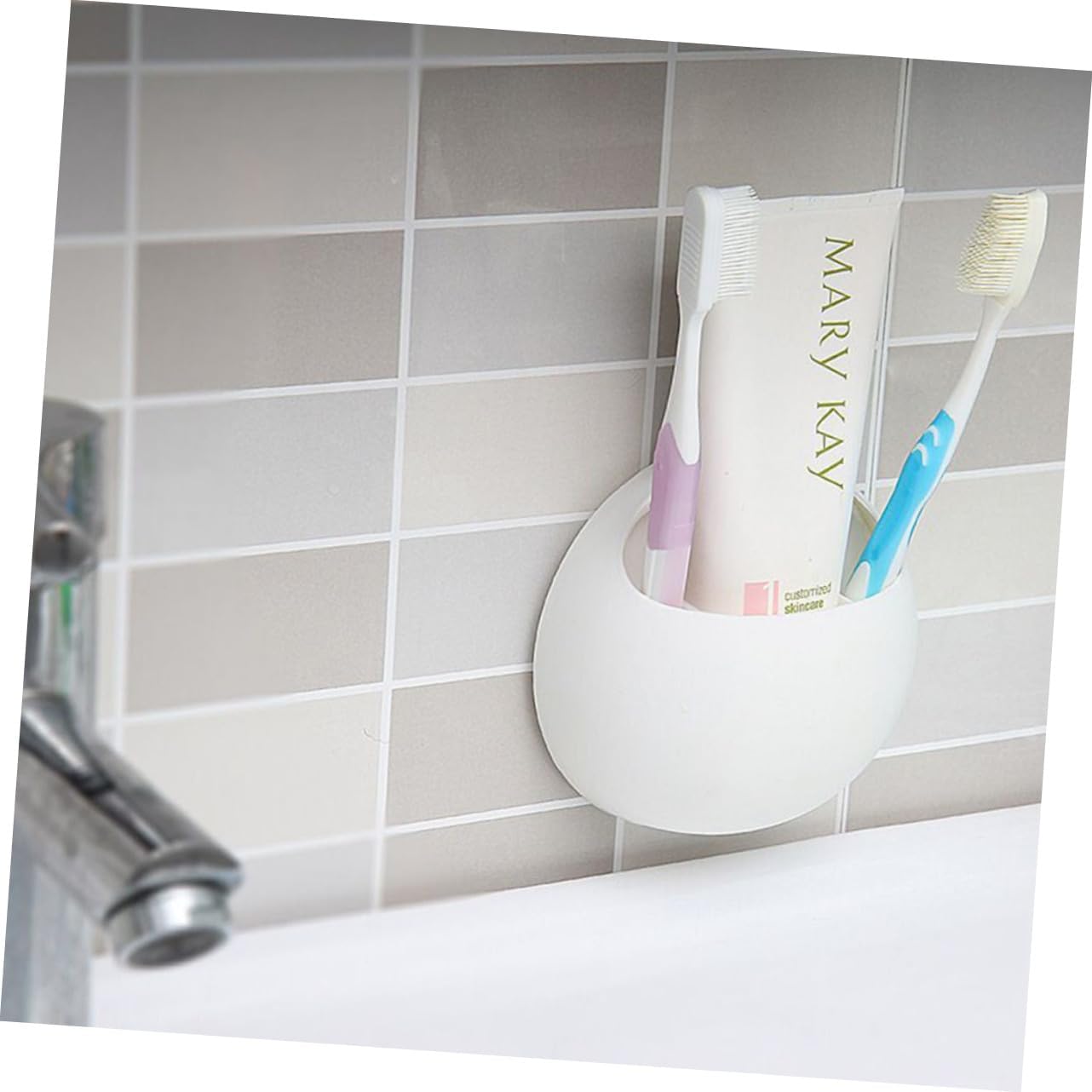 Hoement Wall Mounted Toothbrush Holder with Suction Cup