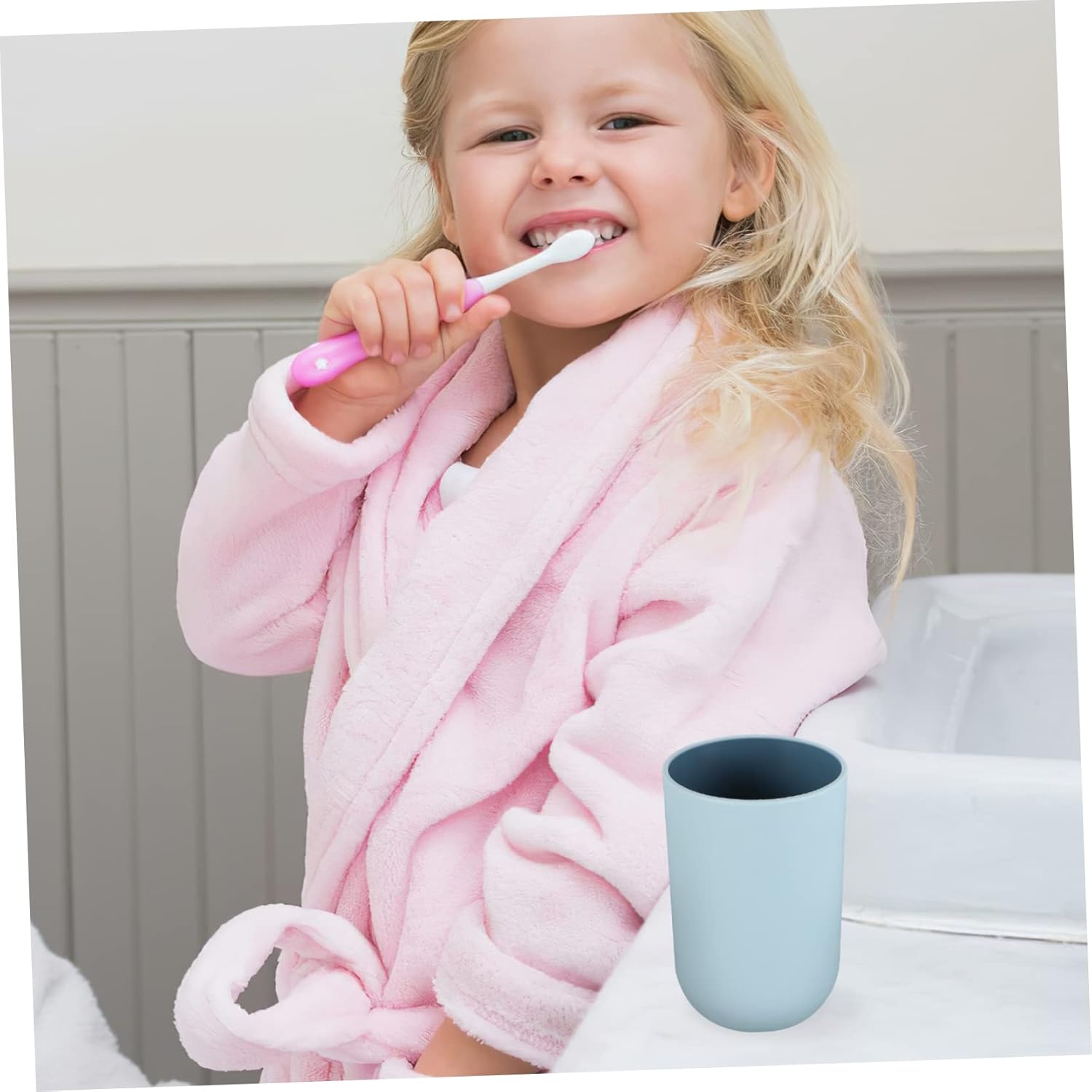 Precize Modern Toothbrush Cups Set