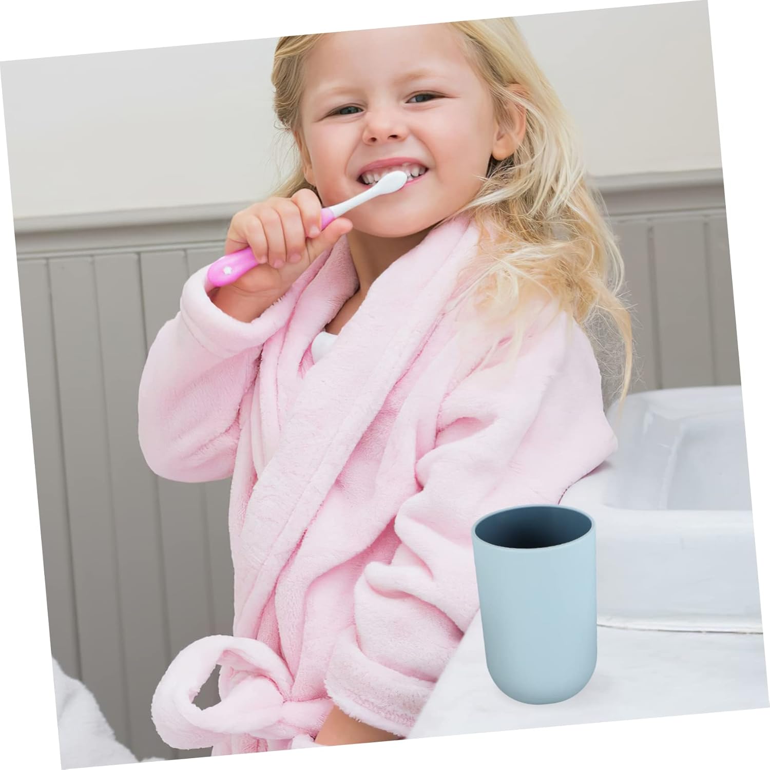 4-Pack of PRETYZOOM Toothbrush Holders