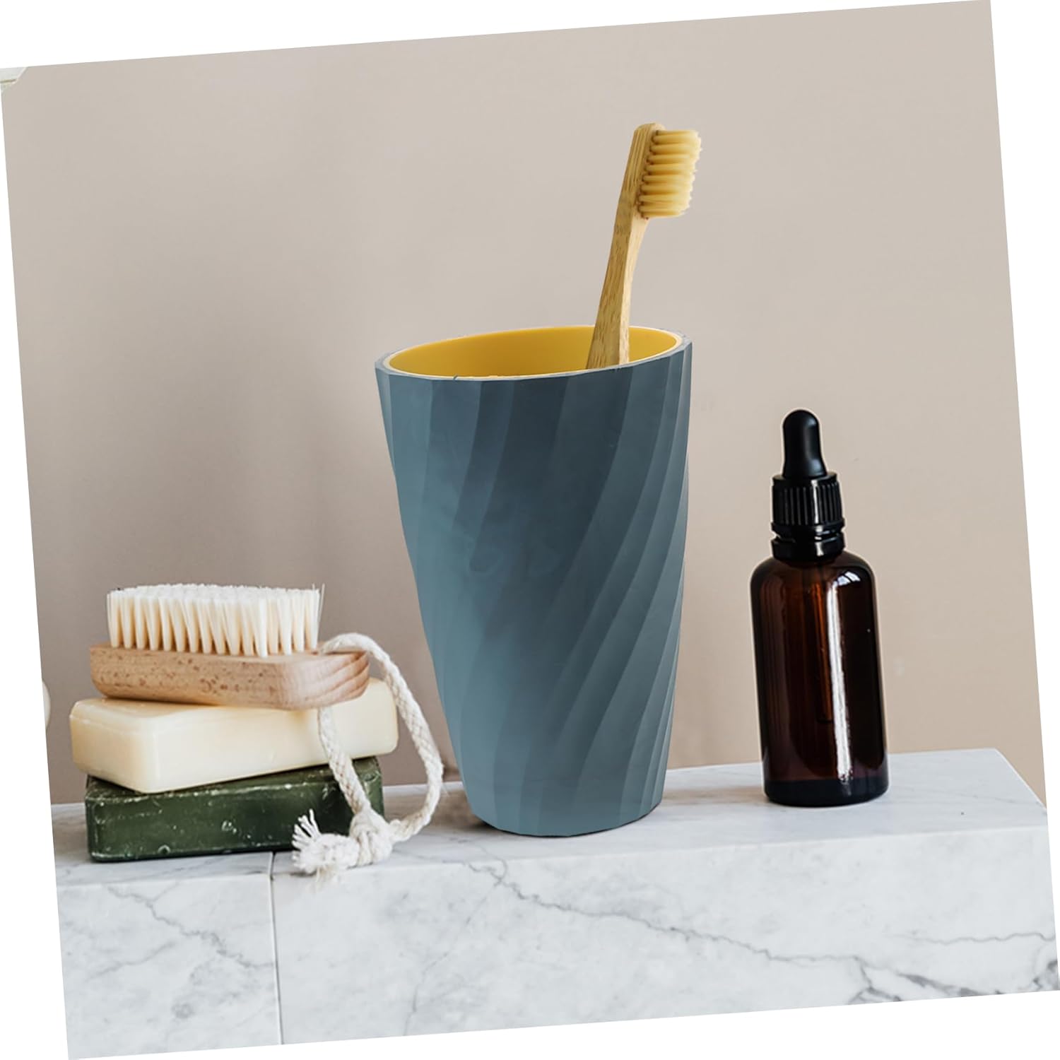 Reusable Plastic Toothbrush Tumbler