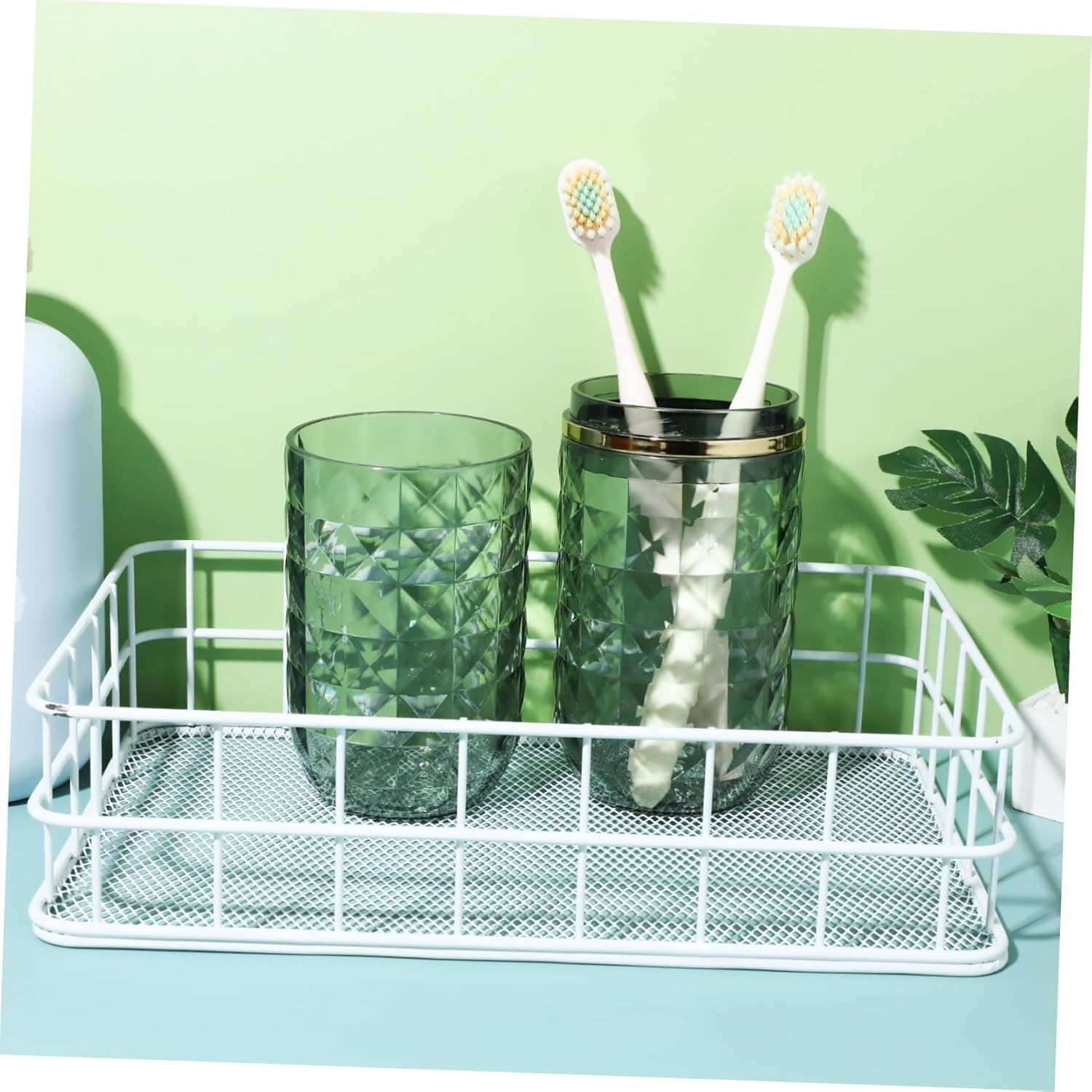 HOLIDYOYO Style Toothbrush Cup Holder for Travel Camping