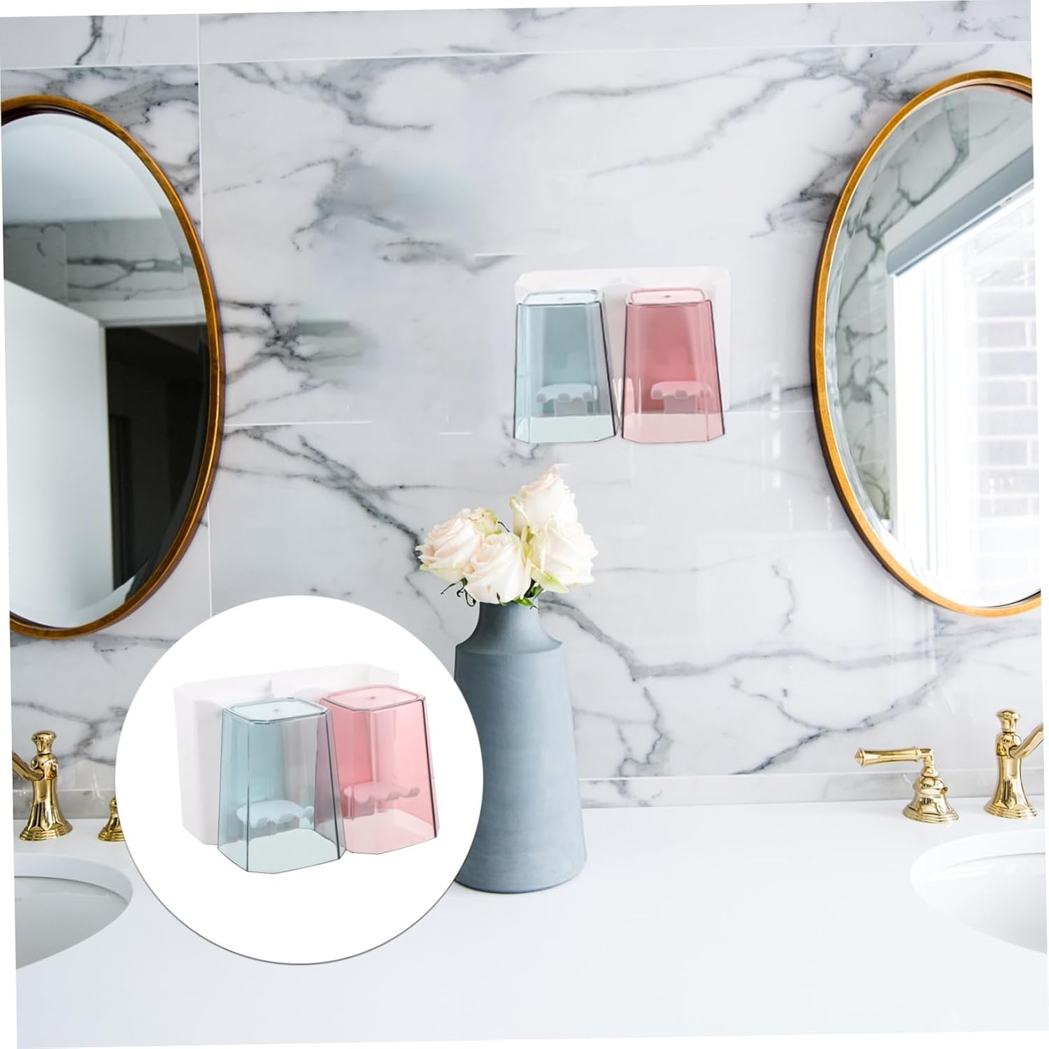 Efficient Space-Saving Organizer for Toiletries