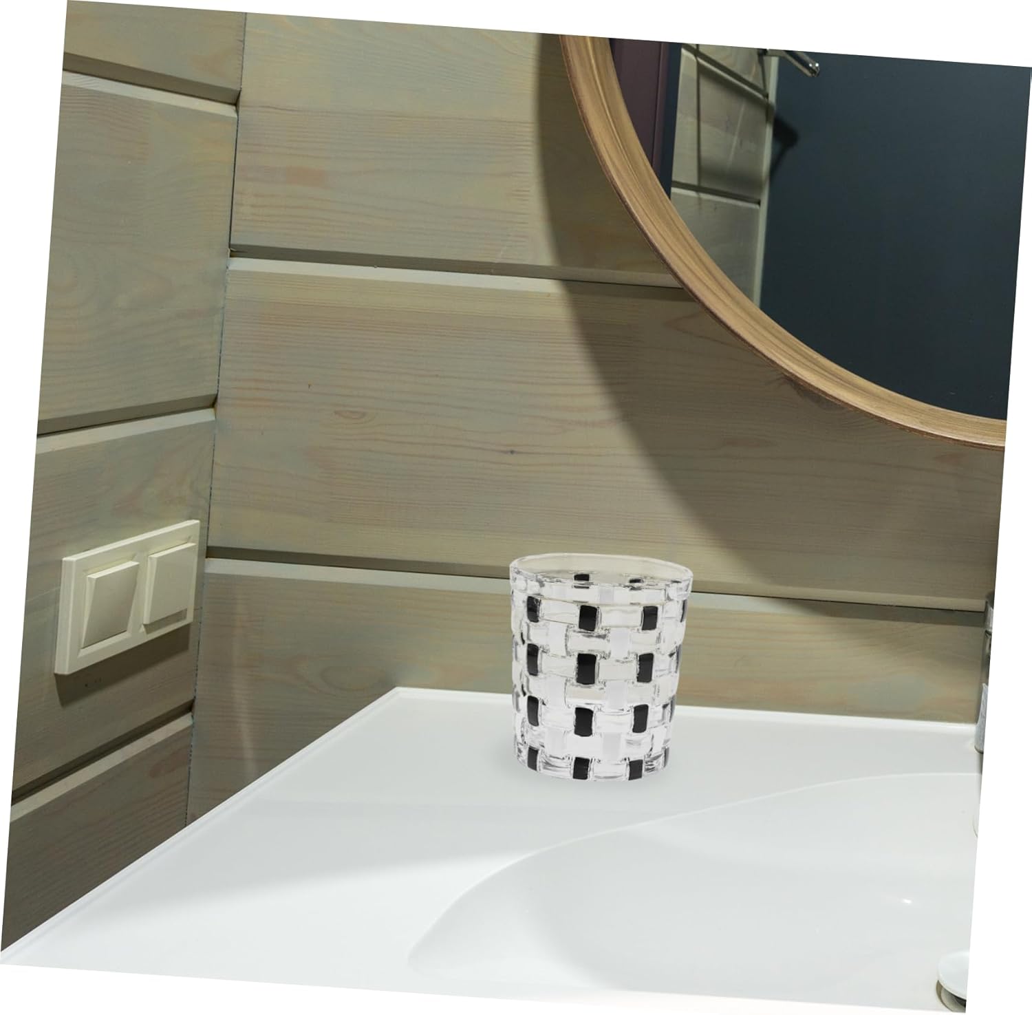 Elegant Checkerboard Glass Toothbrush Holder