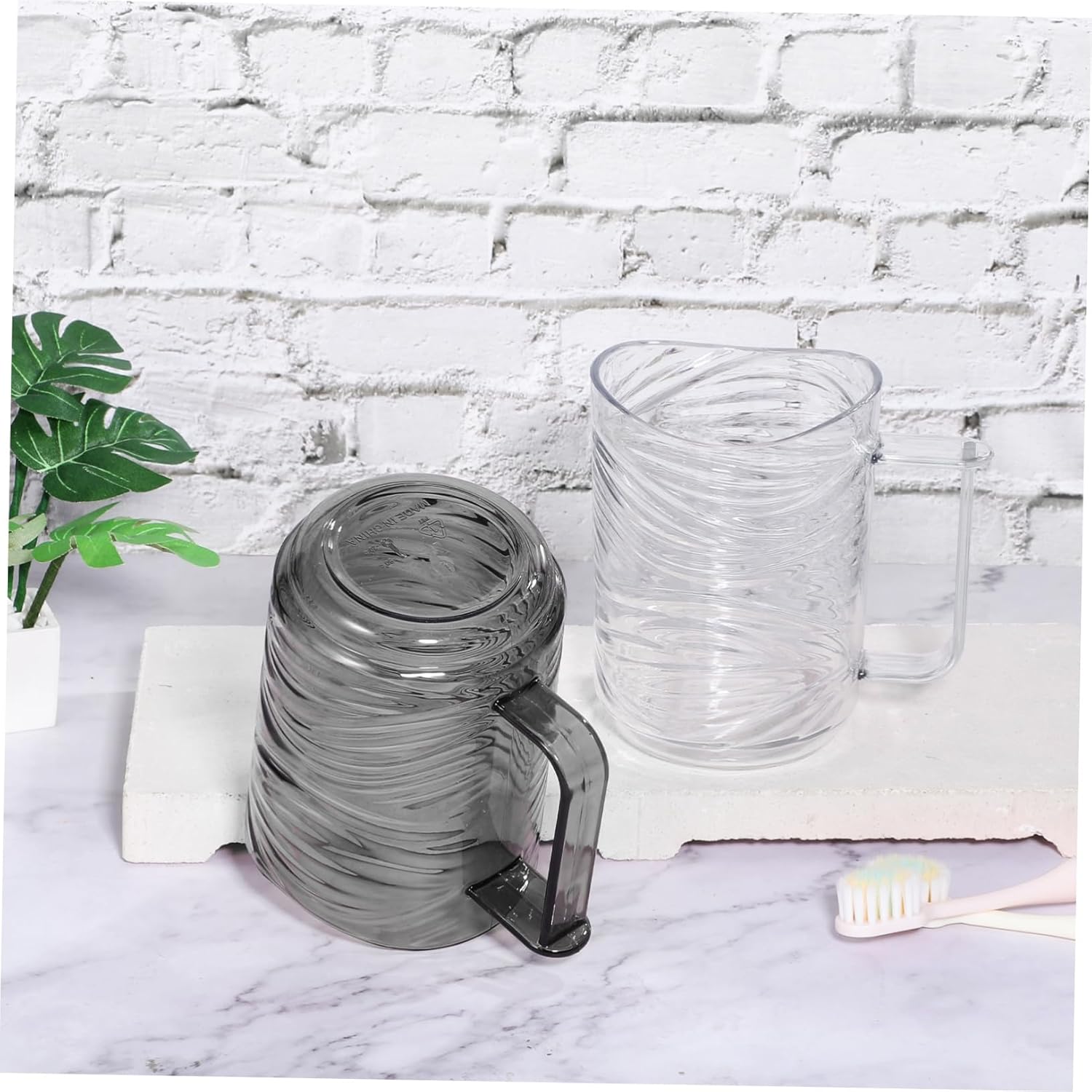 Ergonomic Handle Toothbrush Holder Cups