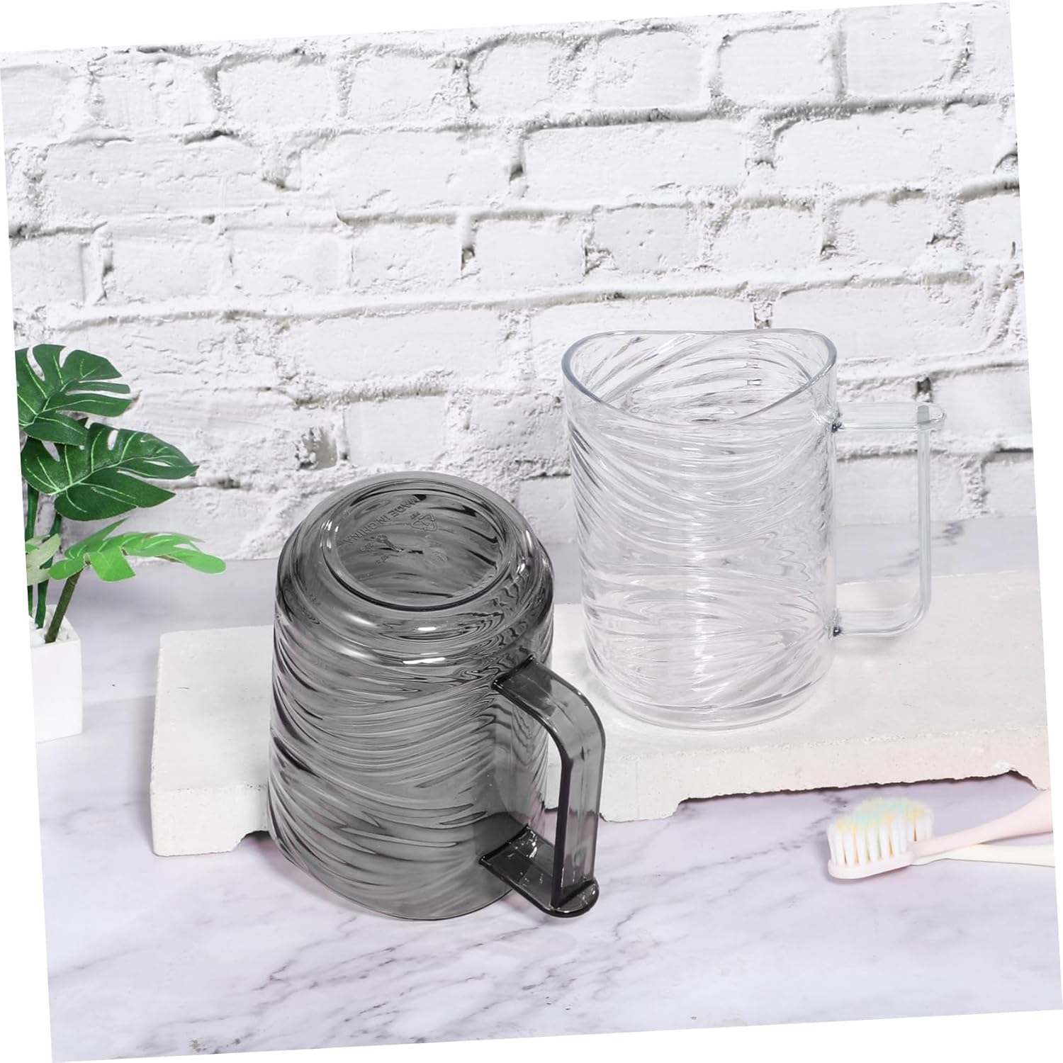 GOOHOCHYTransparent Tirellay Toothbrush Cups for Bathroom Use